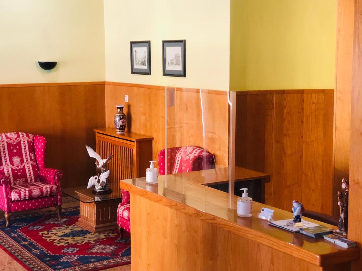 Hotel Espada Sl A Rúa Extérieur photo